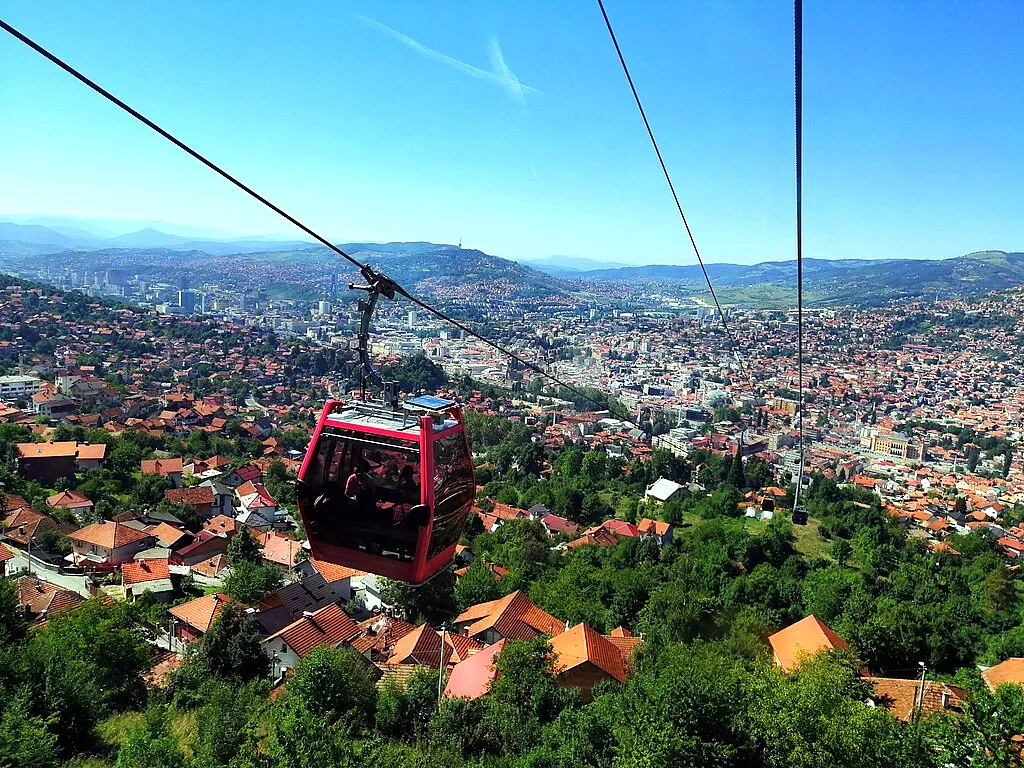 Pogled sa žičare na Sarajevo — “Sarajevo from the cable car”