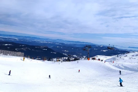 Jahorina, Ogorjelica, Skijanje