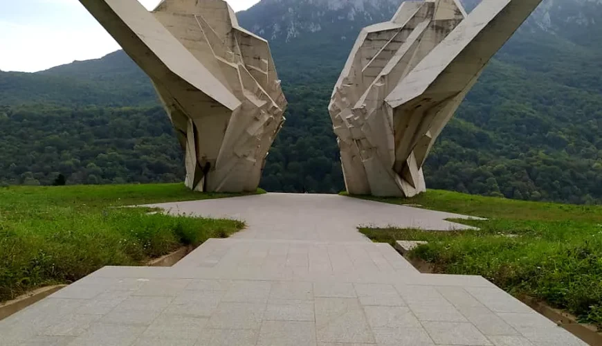Tjentište, spomenik, NP Sutjeska