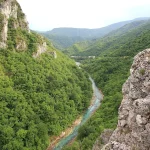 Izvor Neretve i gornji planinski tok