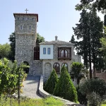 Manastir Tvrdoš – eksterijer