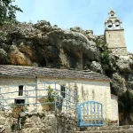 Manastir Zavala – crkva i zvonik