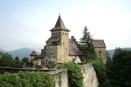 Stari grad Ostrožac