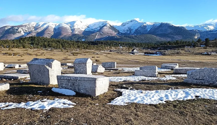 Blidinjsko jezero, nekropole