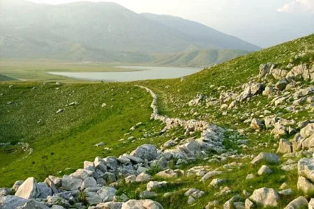 Blidinjsko jezero, priroda i šetnja