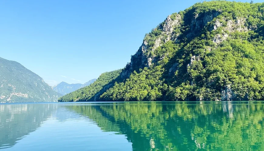 Jezero Perućac