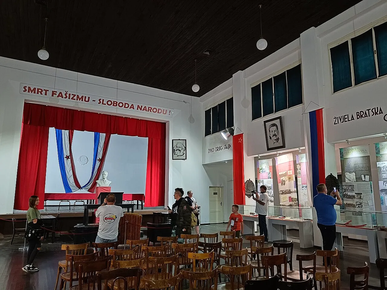 Muzej II Zasjedanja AVNOJ-a