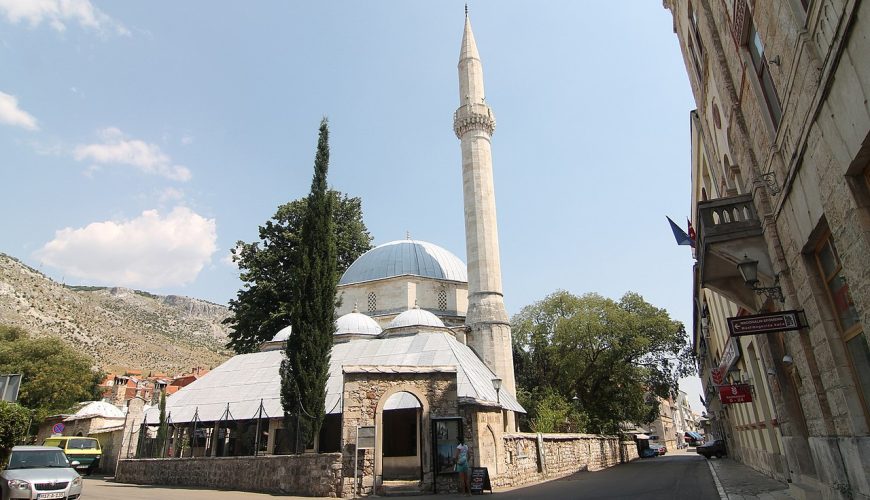 Karađoz-begova Džamija