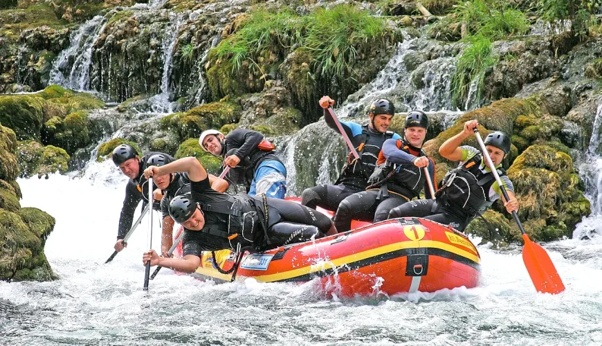 Rafting i vodene avanture na Uni