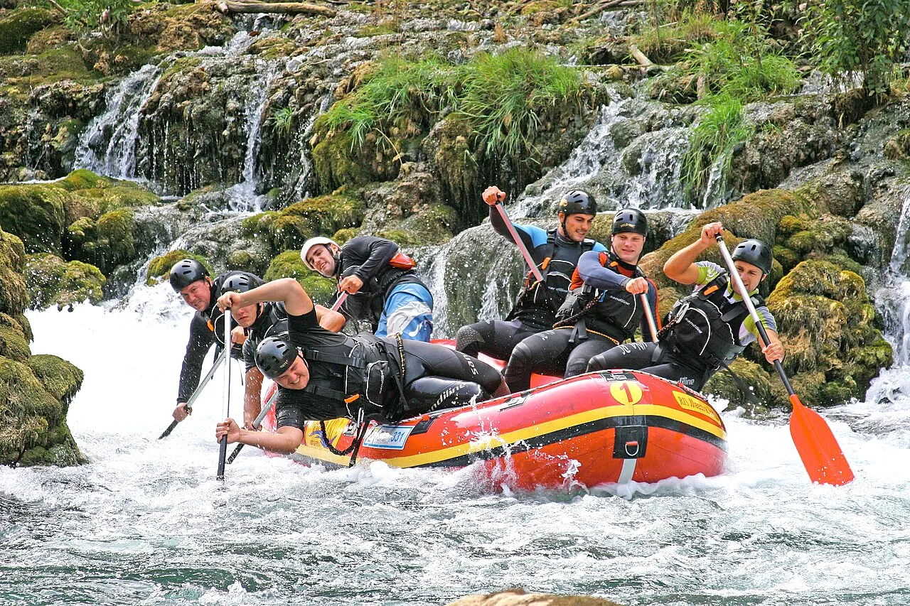 Rafting i vodene avanture na Uni