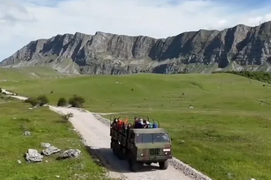 Safari Ture – Camp Volujak