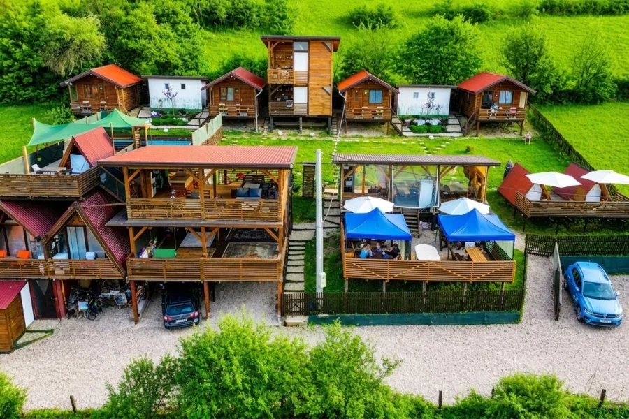 Bosnian Pyramid Glamping